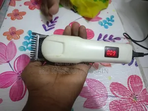 চুল কাটার মেশিন