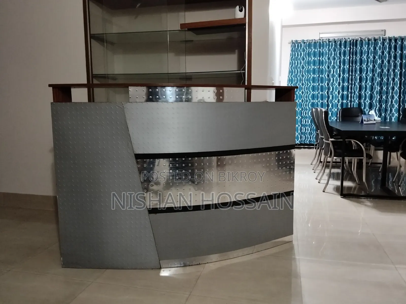 Reception Table/Cash Table