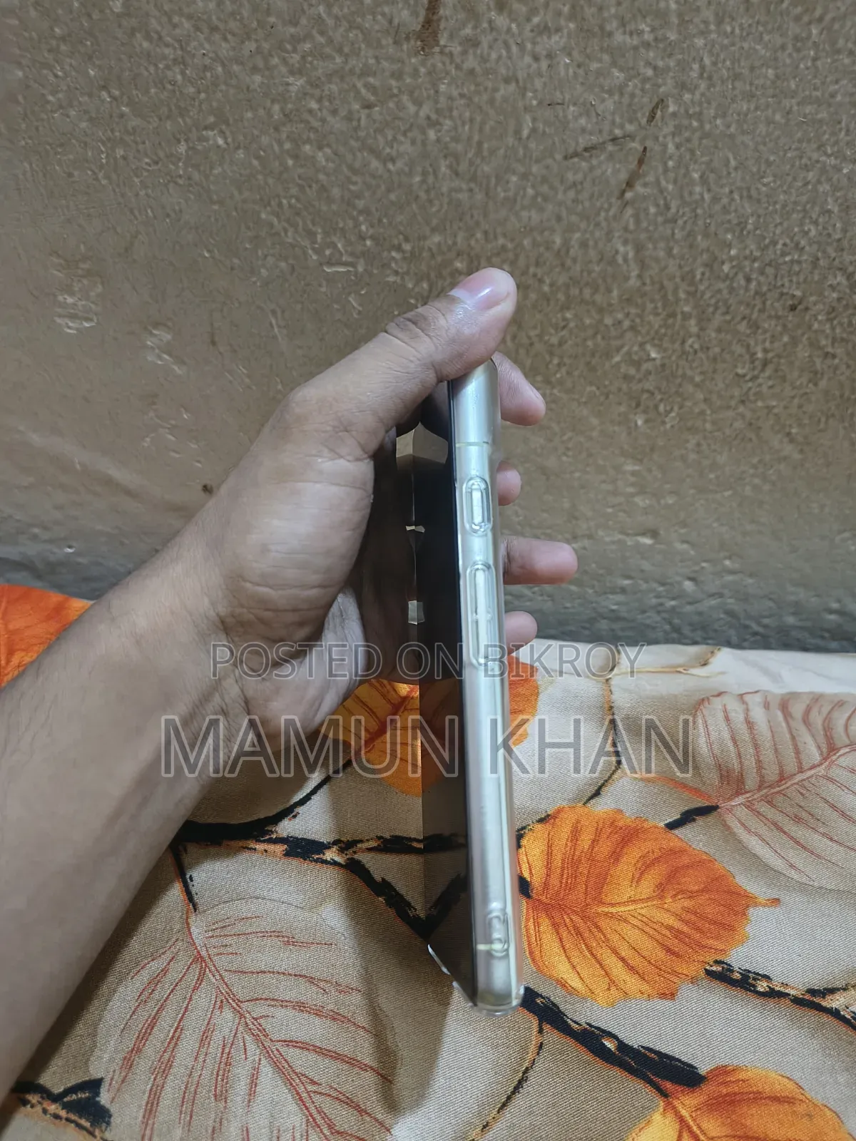Mobile Phone 128 GB