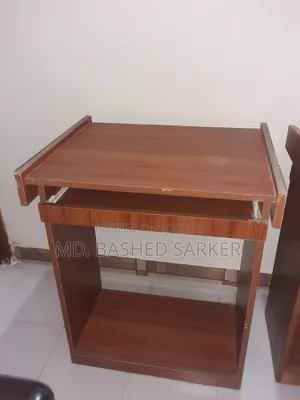 Computer table for sale