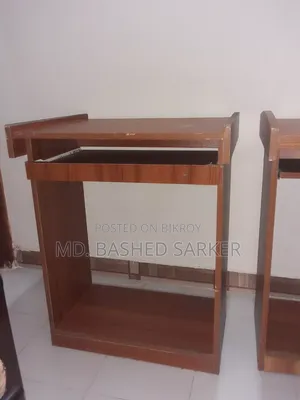 Computer table for sale