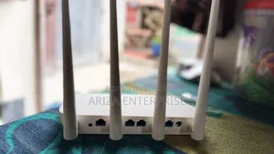 রাউটার। ফুল ফ্রেশ