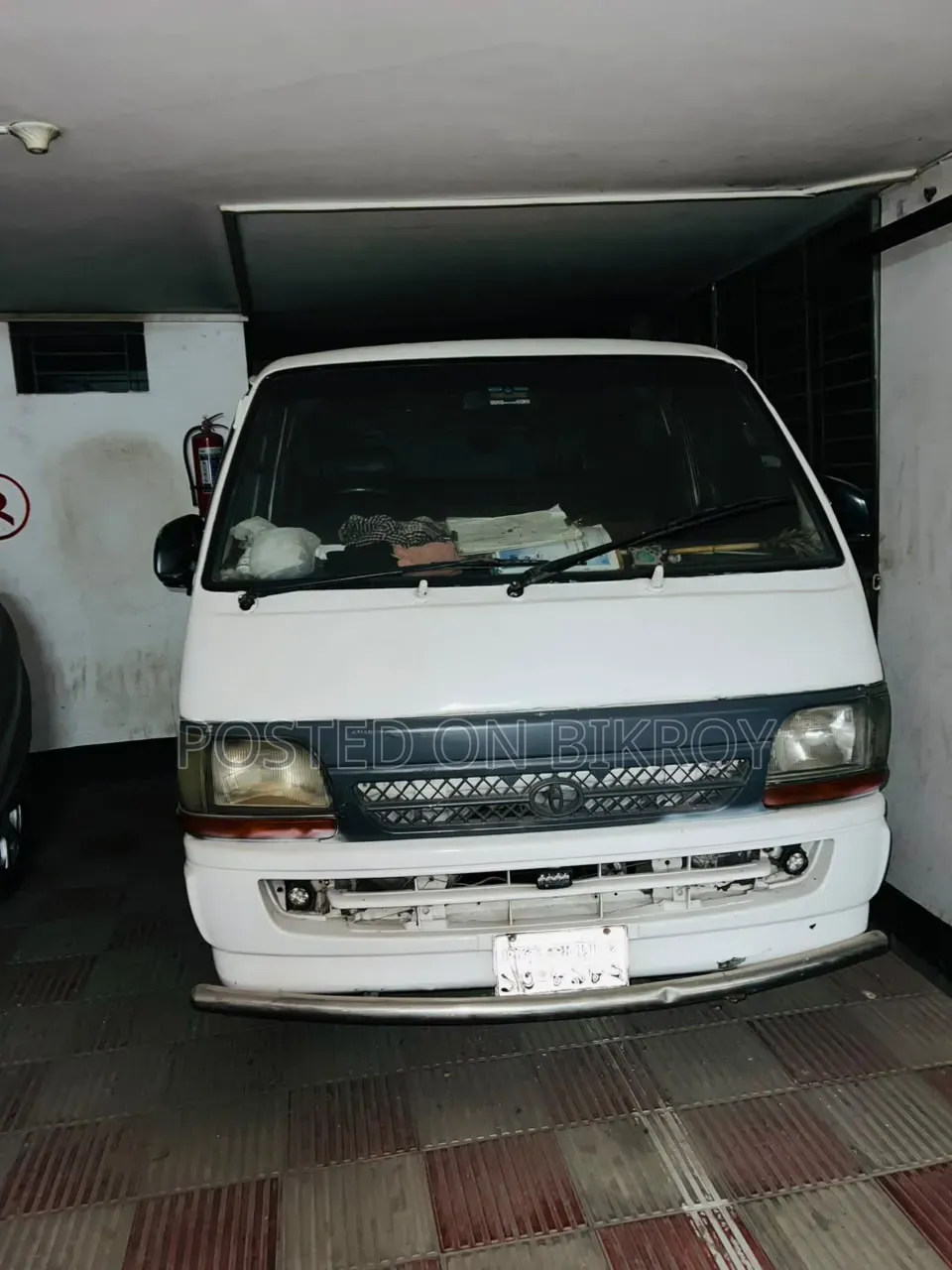Toyota Toyoace 2004 White
