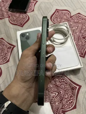 Apple iPhone 13 128 GB Green