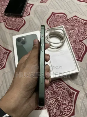 Apple iPhone 13 128 GB Green