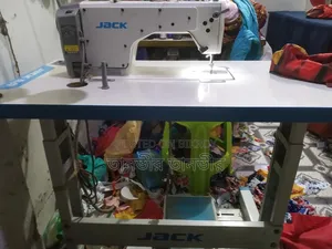 Jack Auto Sewing Machine