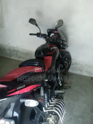 Bajaj Pulsar 150 2024 Red