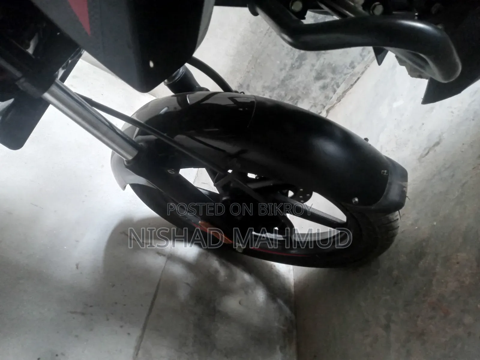 Bajaj Pulsar 150 2024 Red