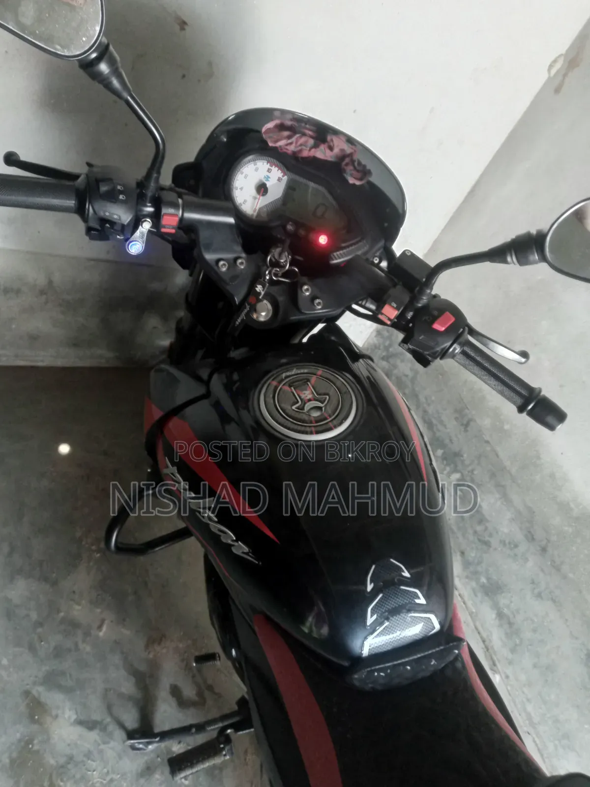 Bajaj Pulsar 150 2024 Red