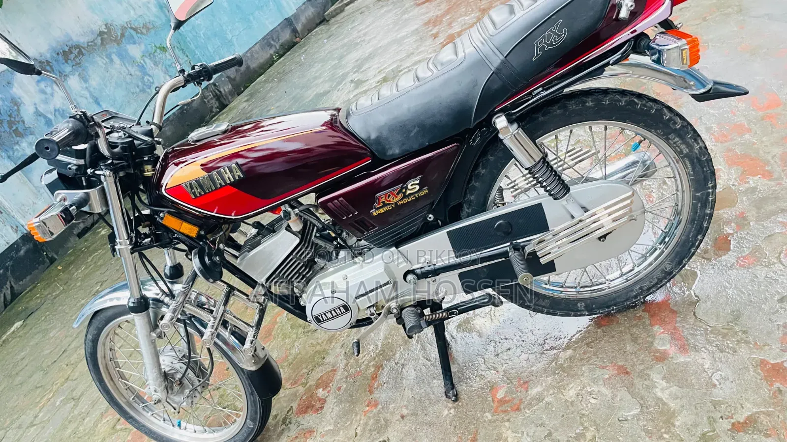 Yamaha 2001