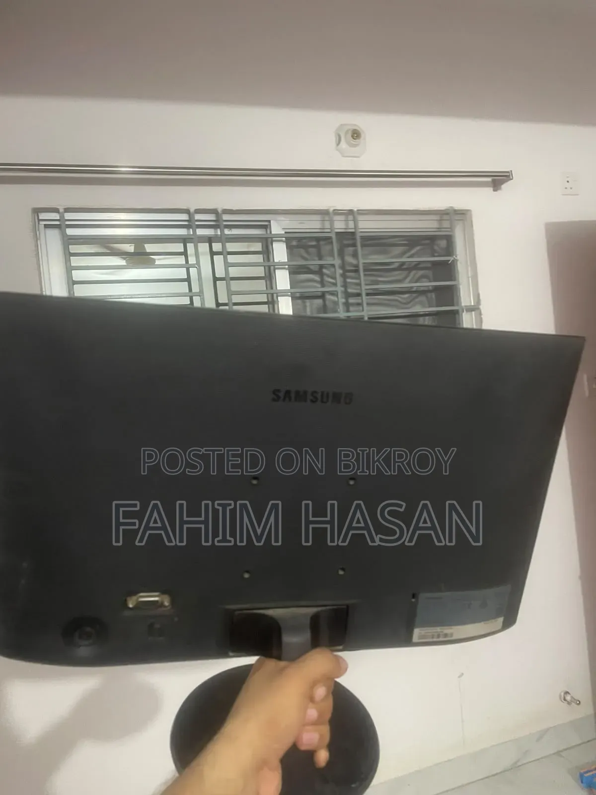 স্যামসাং মনিটর