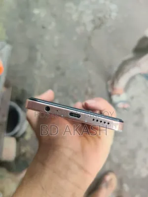 Vivo Y28 128 GB Gold