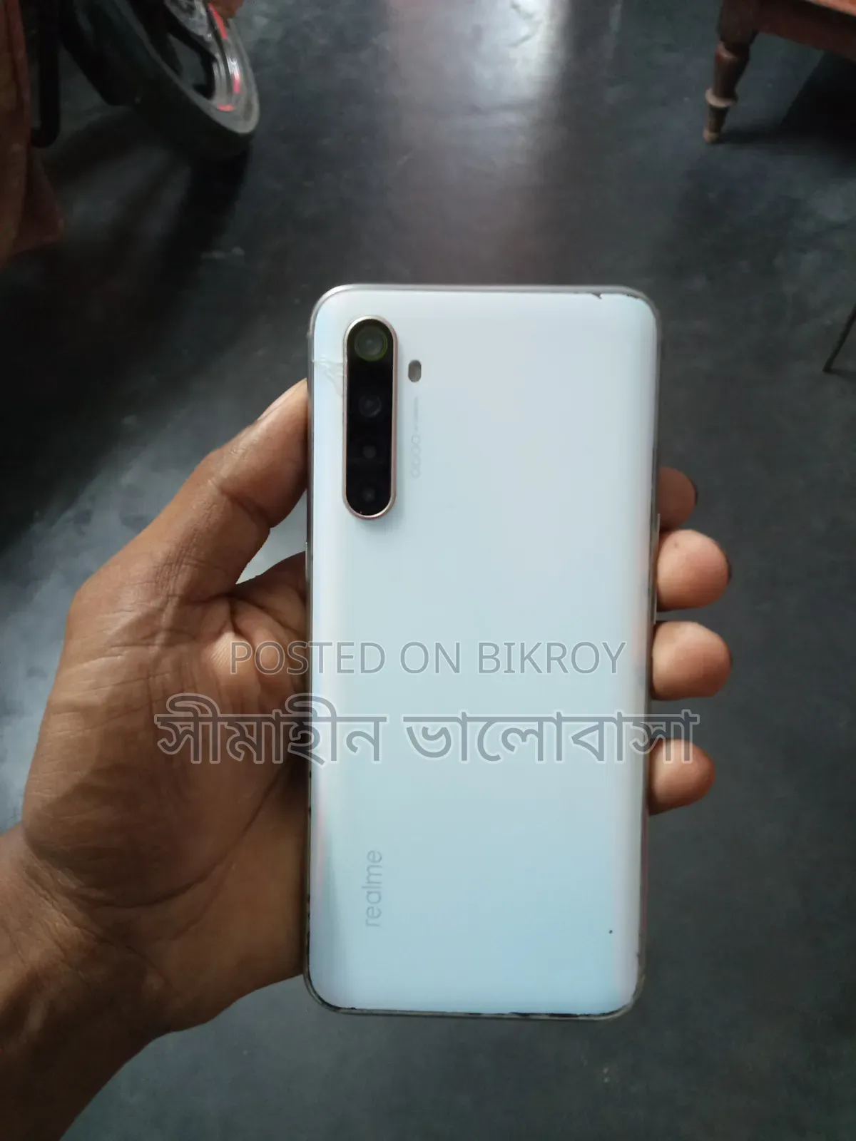 Realme 128 GB Bronze