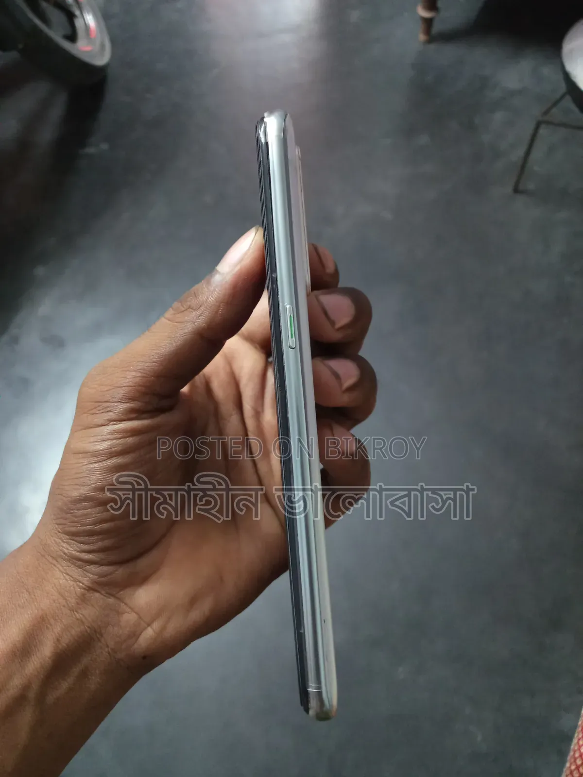Realme 128 GB Bronze