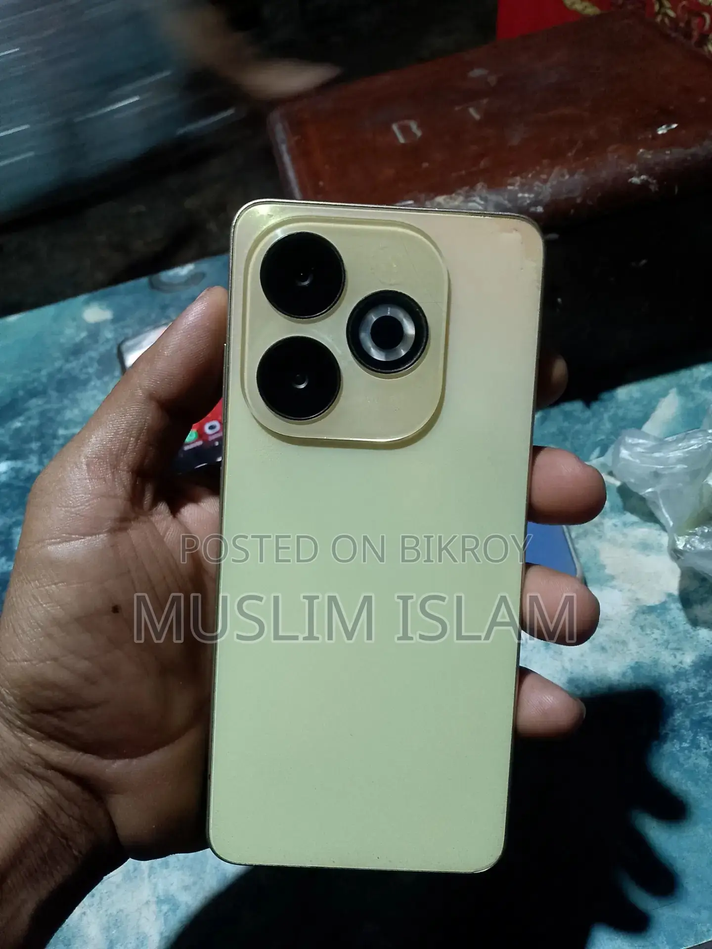 ইনফিনিক্স স্মার্ট ৮ প্লাস ১২৮ জিবি গোল্ড