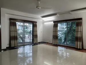 4-Bedroom Apartment in Gulshan for rent