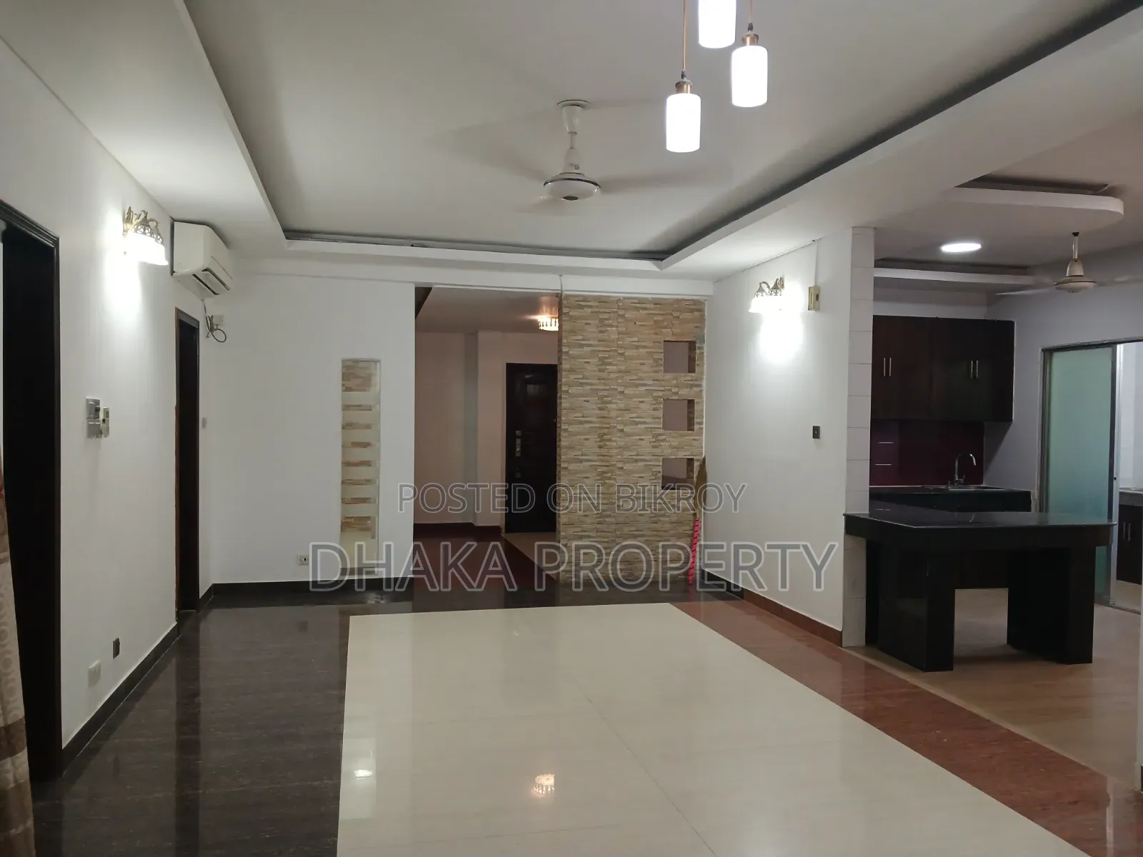 4 Bedroom Apartment in Gulshan for Rent