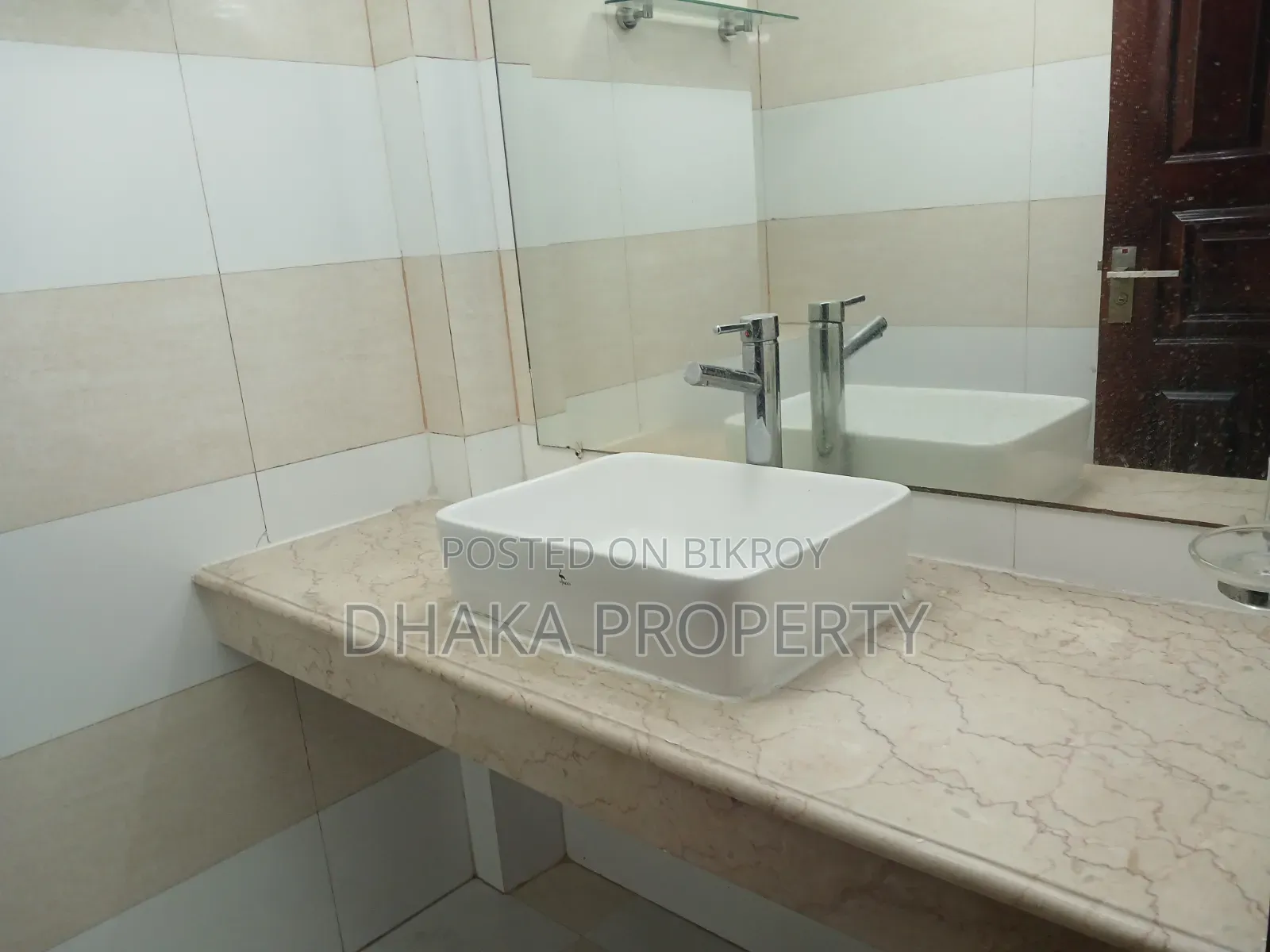 4 Bedroom Apartment in Gulshan for Rent