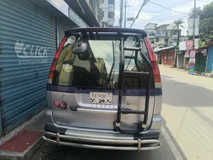 Toyota Noah 2001