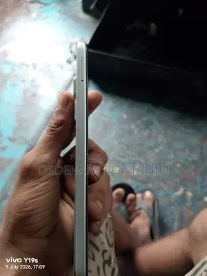 Infinix Hot 50i 128 GB