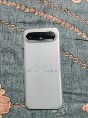 Tecno Pova 5G 128 GB Purple