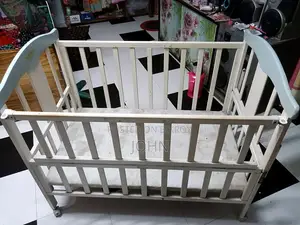 Baby Crib / Cot / Cradle Bed
