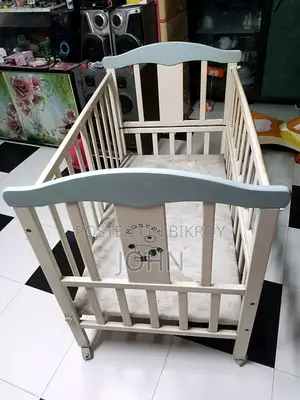 Baby Crib / Cot / Cradle Bed
