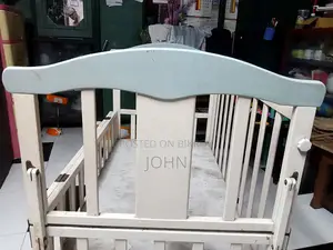 Baby Crib / Cot / Cradle Bed