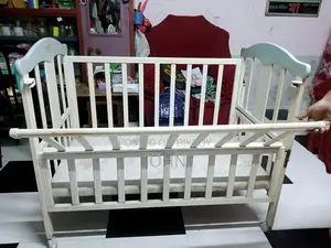 Baby Crib / Cot / Cradle Bed