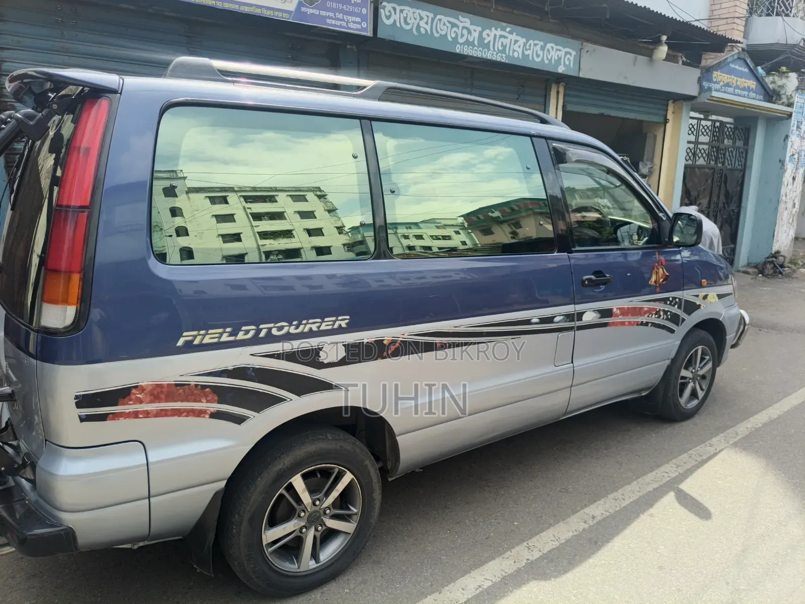 Toyota Noah 2001