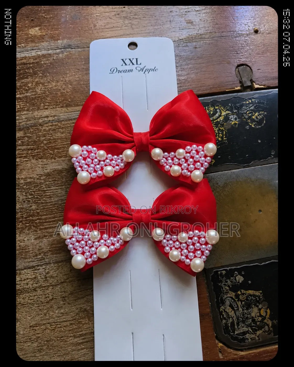 Premium China Jimmy Choo Fabric Hair Clip