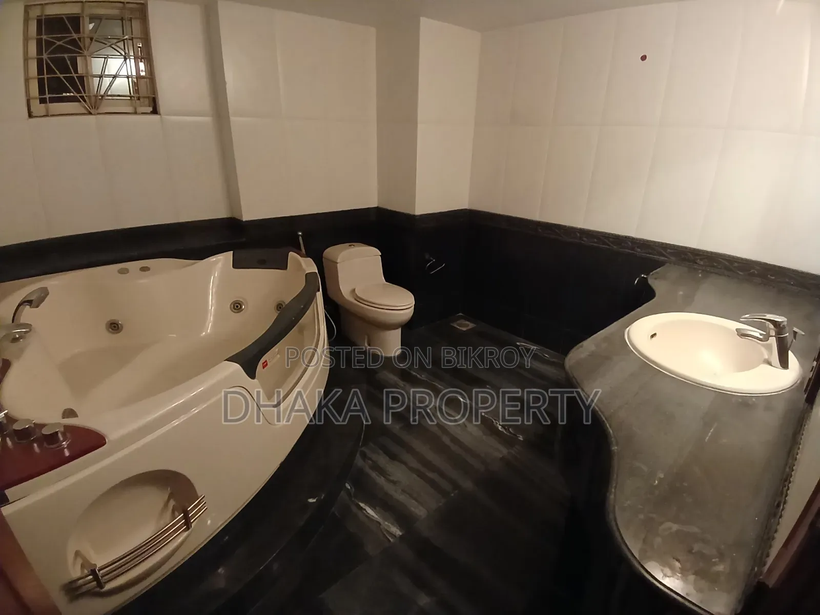 5-Bedroom Apartment in Gulshan for Rent