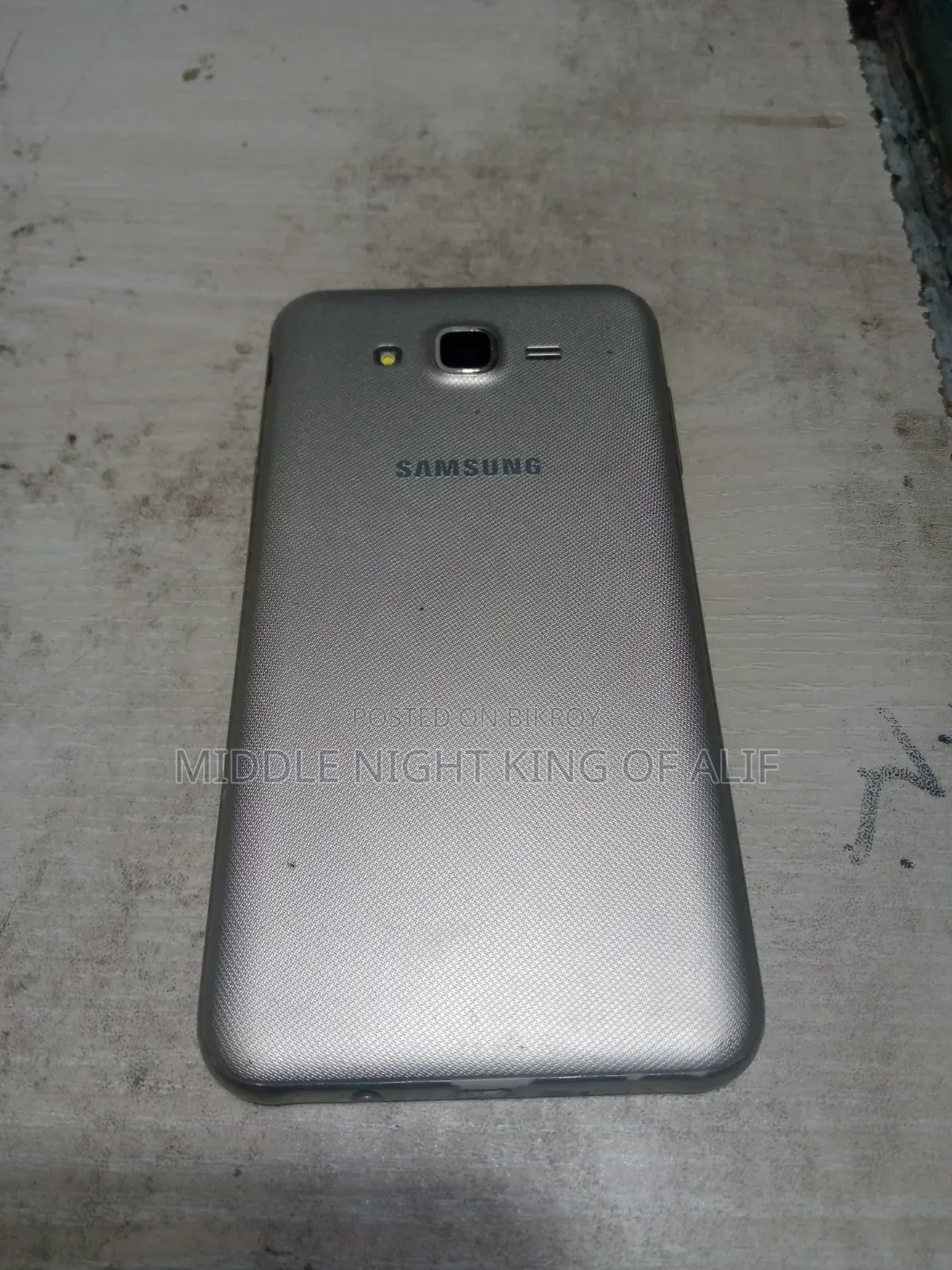 Samsung Galaxy J7 NXT 16 GB Gold
