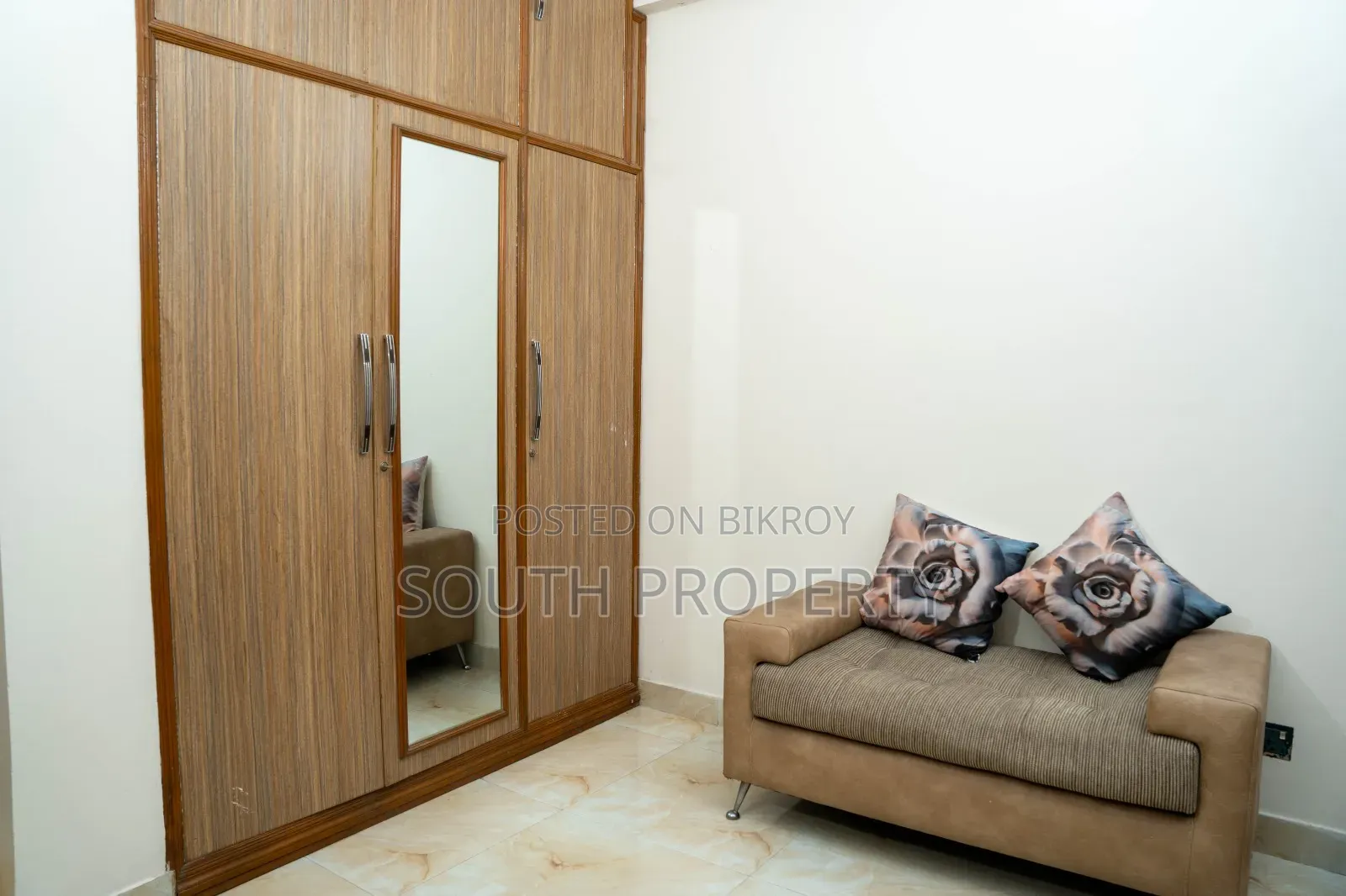 Furnished 4-Bedroom House in Basundhara for Sale