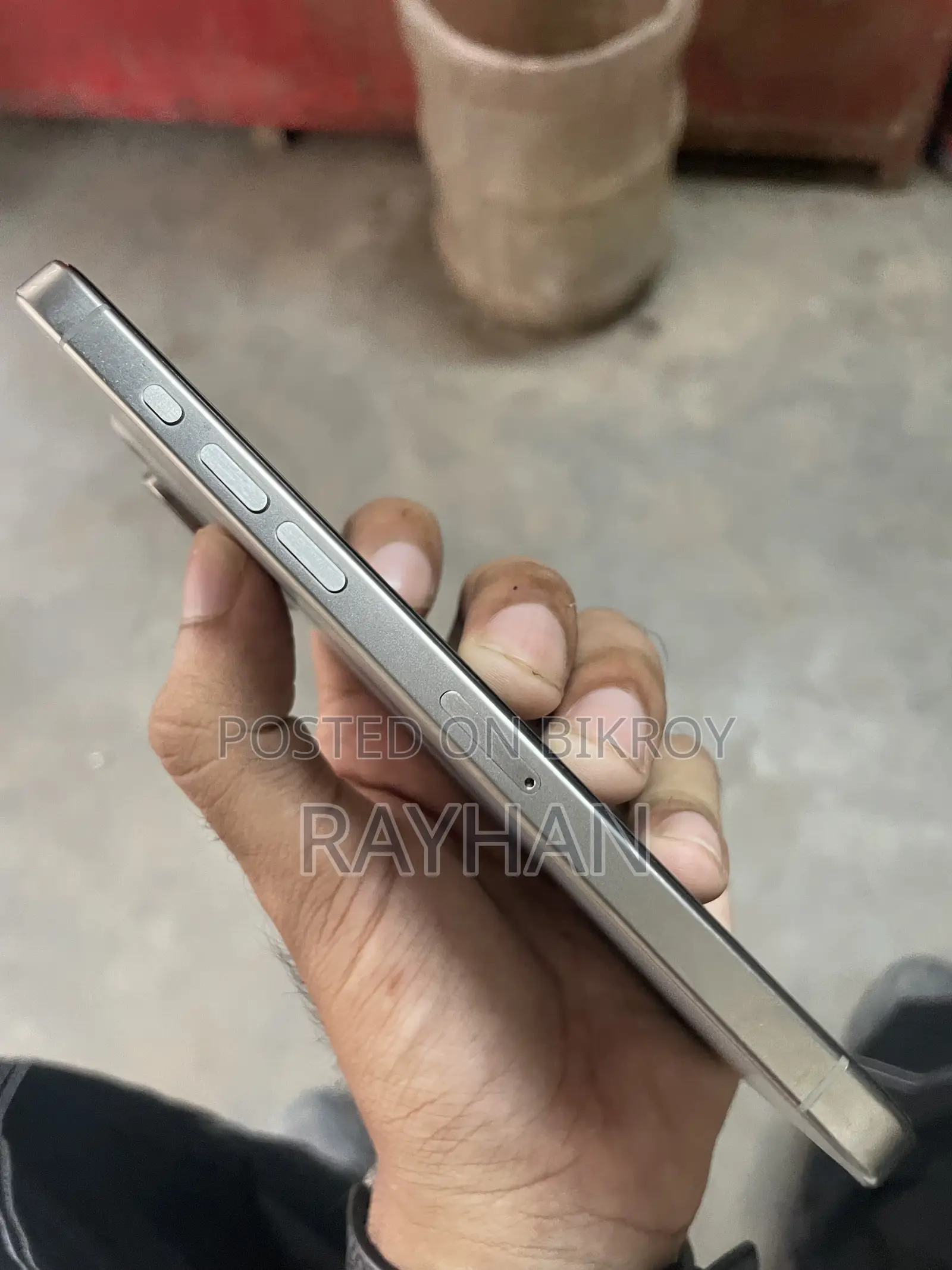 অ্যাপল আইফোন ১৫ প্রো ম্যাক্স ২৫৬ জিবি সিলভার