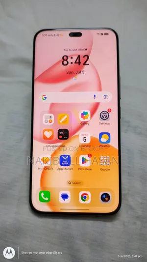 অনার ৪০০ প্রো ৫১২ জিবি