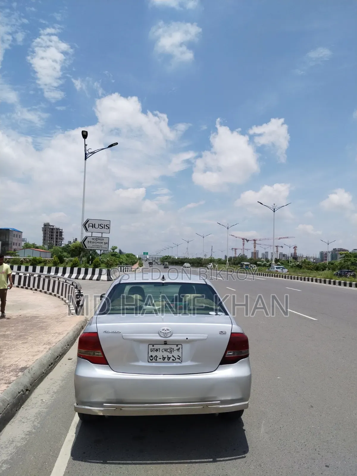 টয়োটা এক্সিও ২০১০ সিলভার