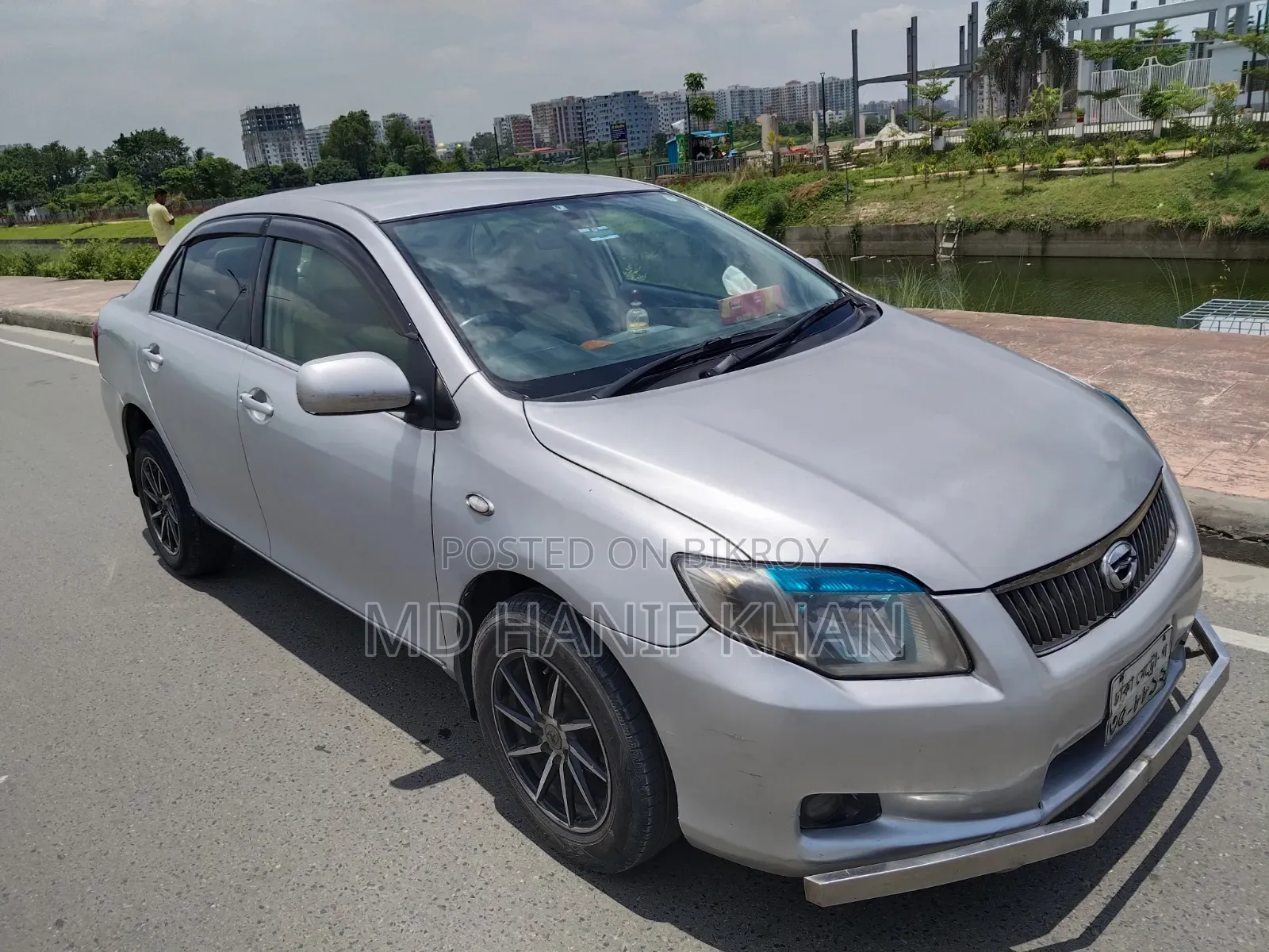 টয়োটা এক্সিও ২০১০ সিলভার