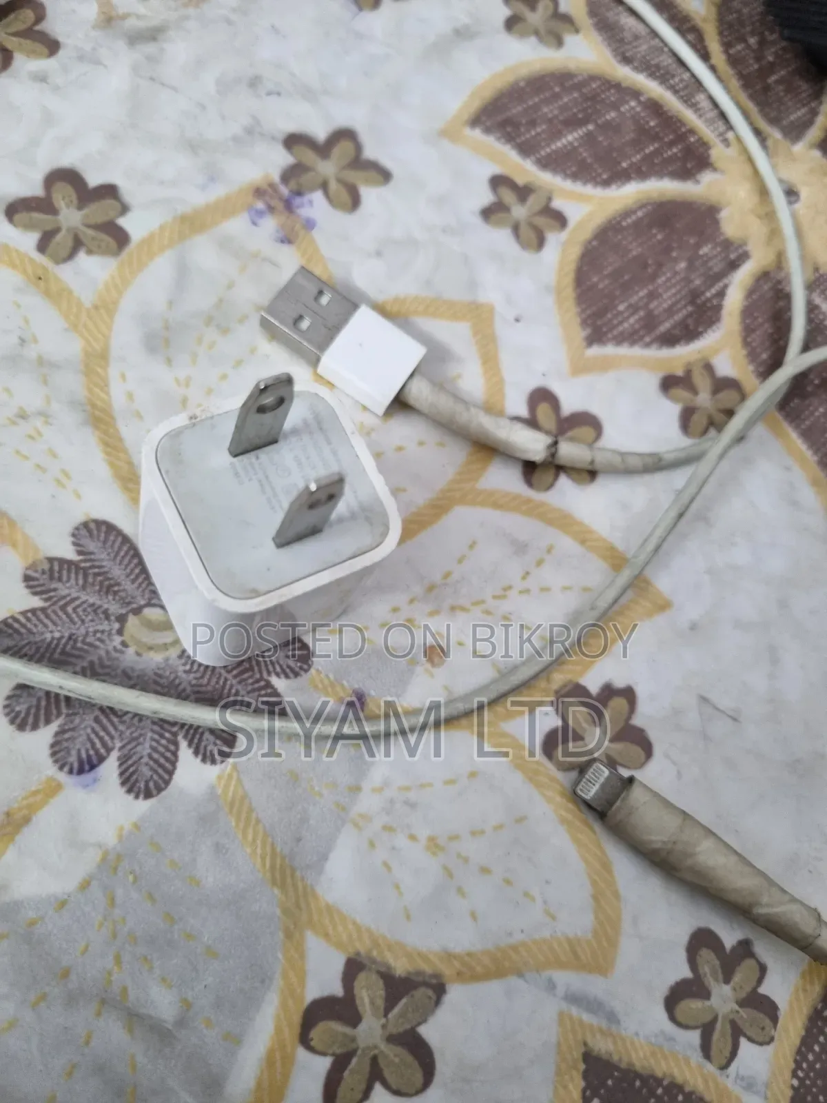 5W iPhone Adapter and Cable