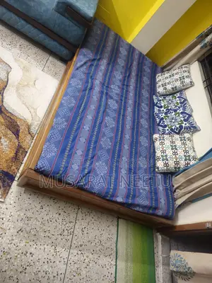Semi Double Bed
