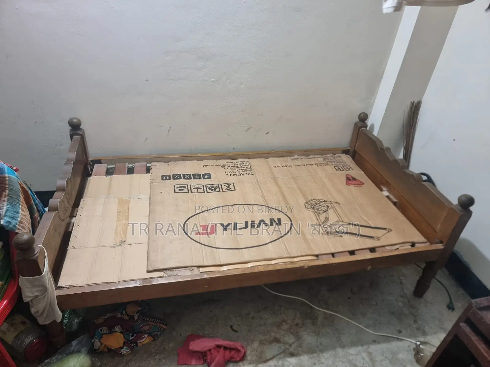 Single Strong Solid Wood Bed 3.5*6 Feet