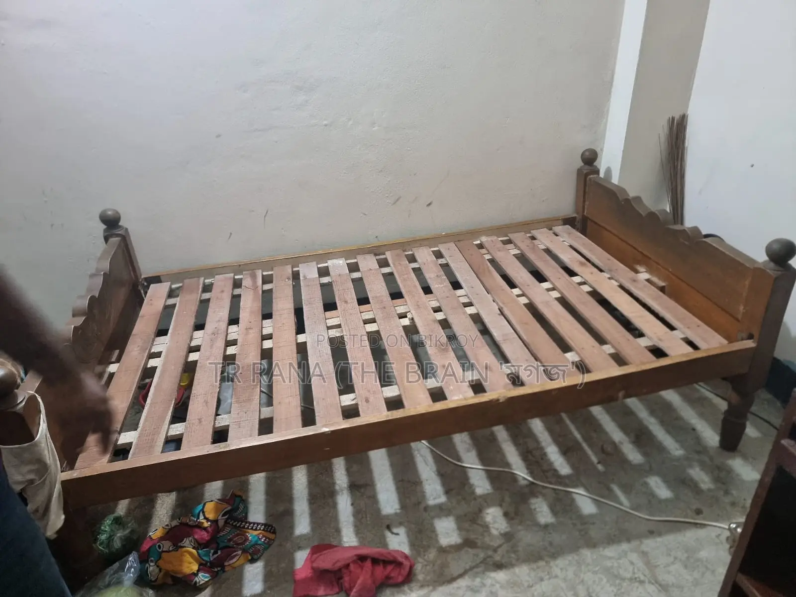 Single Strong Solid Wood Bed 3.5*6 Feet