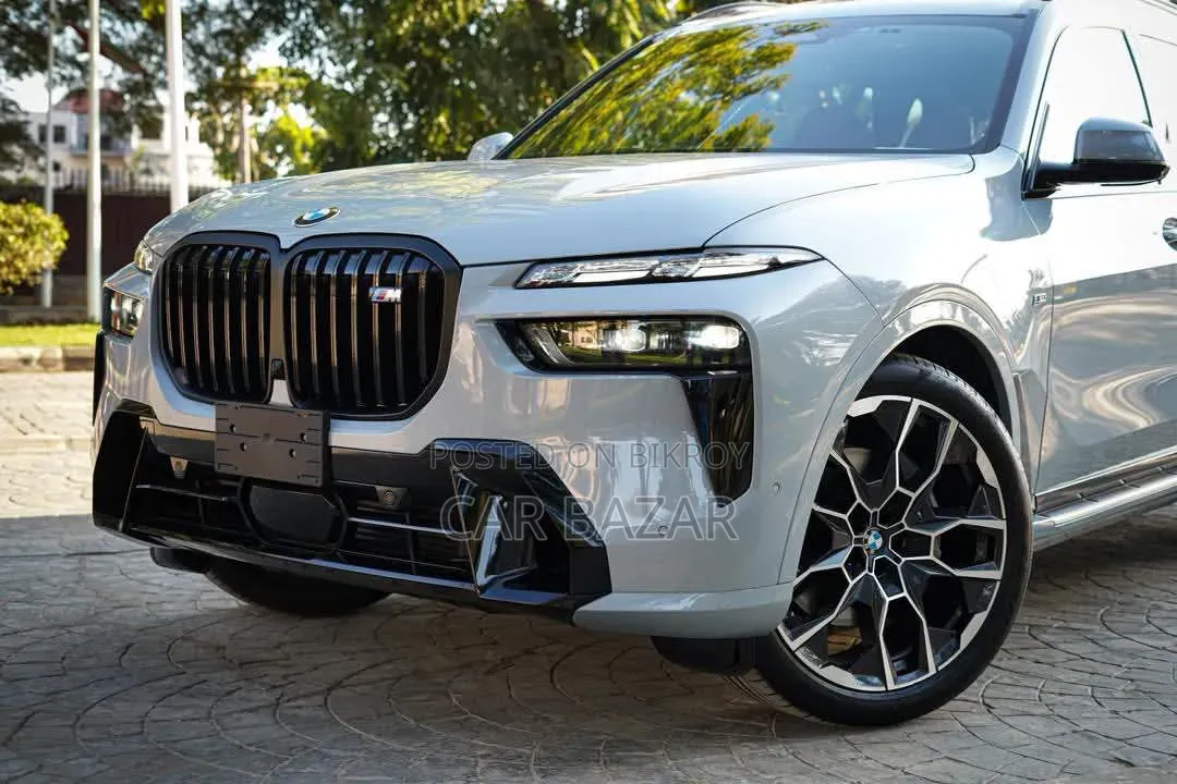 New BMW X7 xDrive40i AWD 2024 Gray