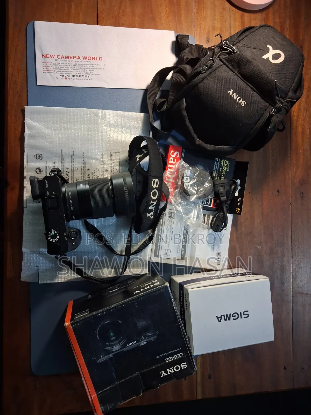 Sony A6400, Sigma 30mm, Ronin Sc Gimbal Full Studio Gear