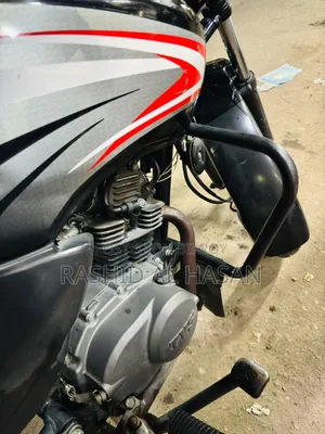 টিভিএস মেট্রো ২০১৮ ব্ল্যাক