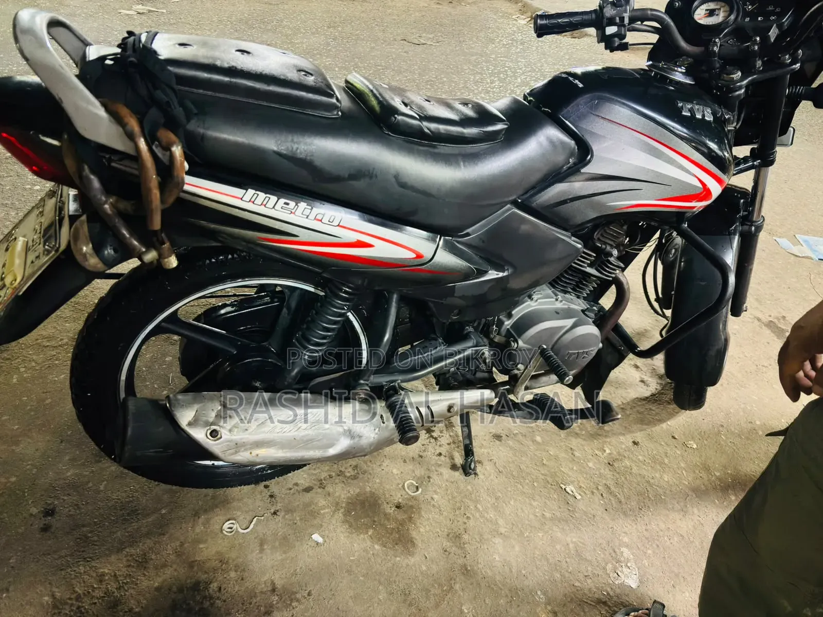 টিভিএস মেট্রো ২০১৮ ব্ল্যাক