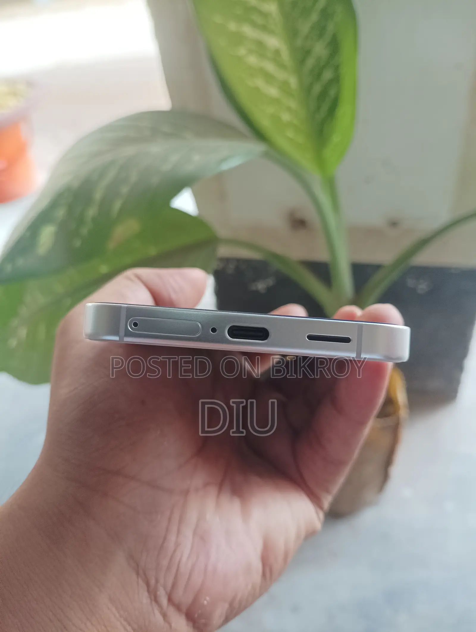 স্যামসাং গ্যালাক্সি এস২৪ ২৫৬ জিবি গ্রে