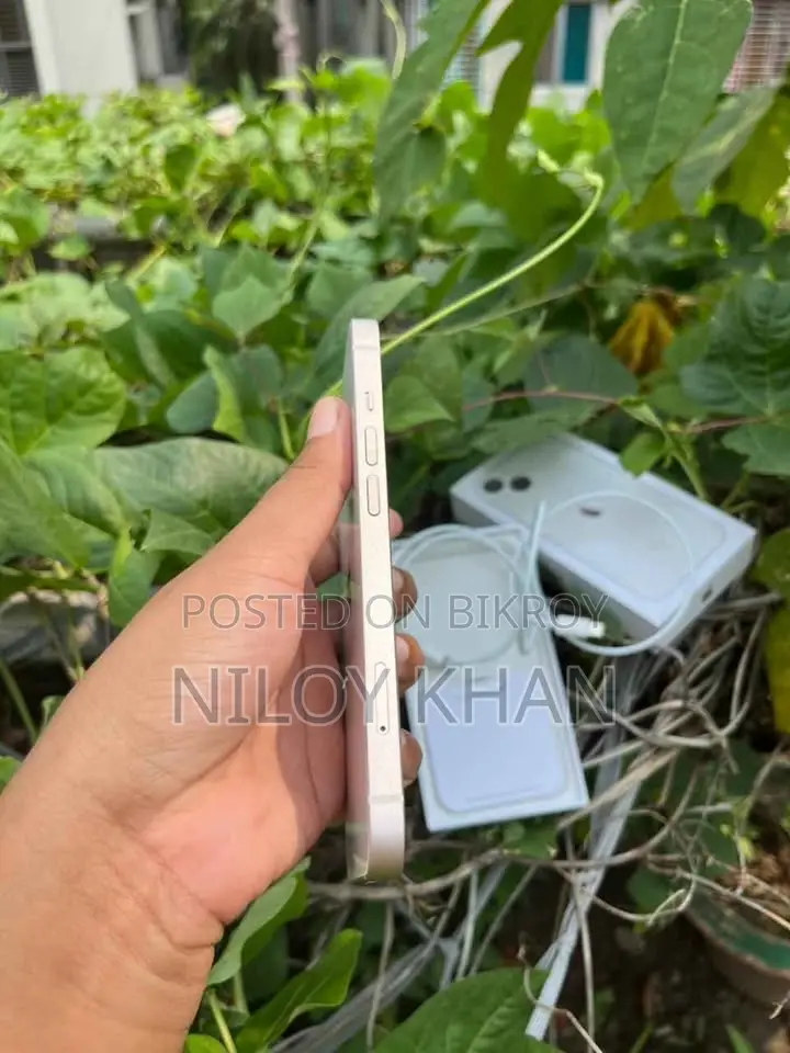 Apple iPhone 13 128 GB White