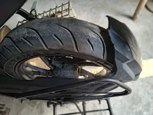 Hero Thriller 160R 2021 Blue
