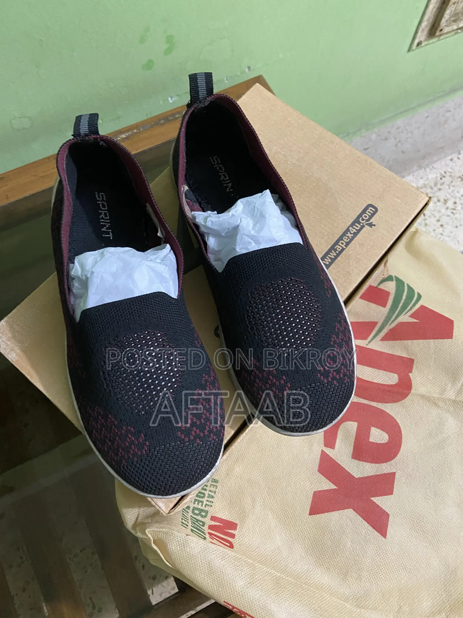Apex Sprint Sneakers